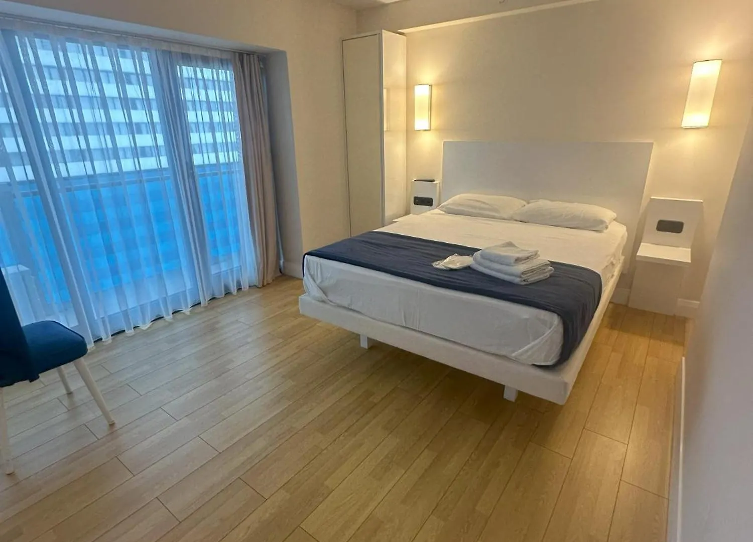 公寓 Panorama Center Suite Black Sea View 巴统 格鲁吉亚