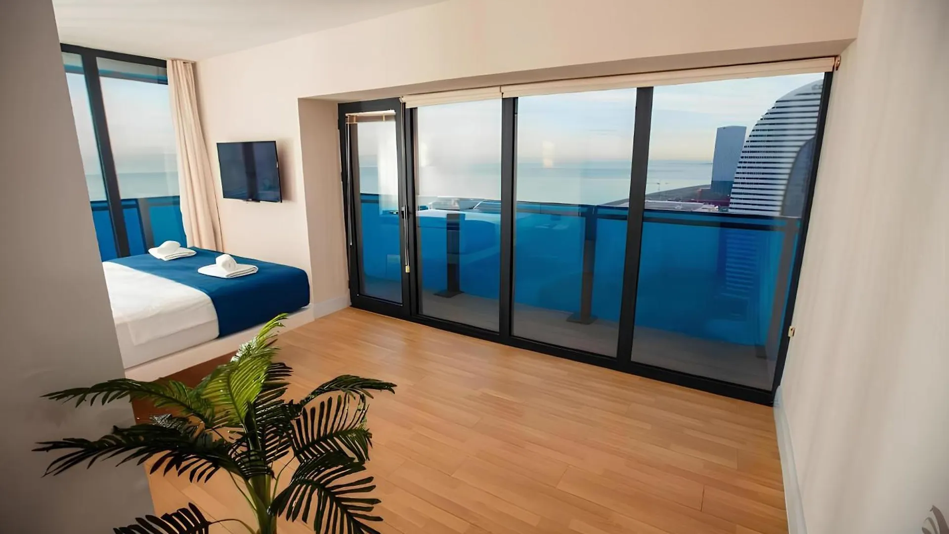 公寓 Panorama Center Suite Black Sea View 巴统
