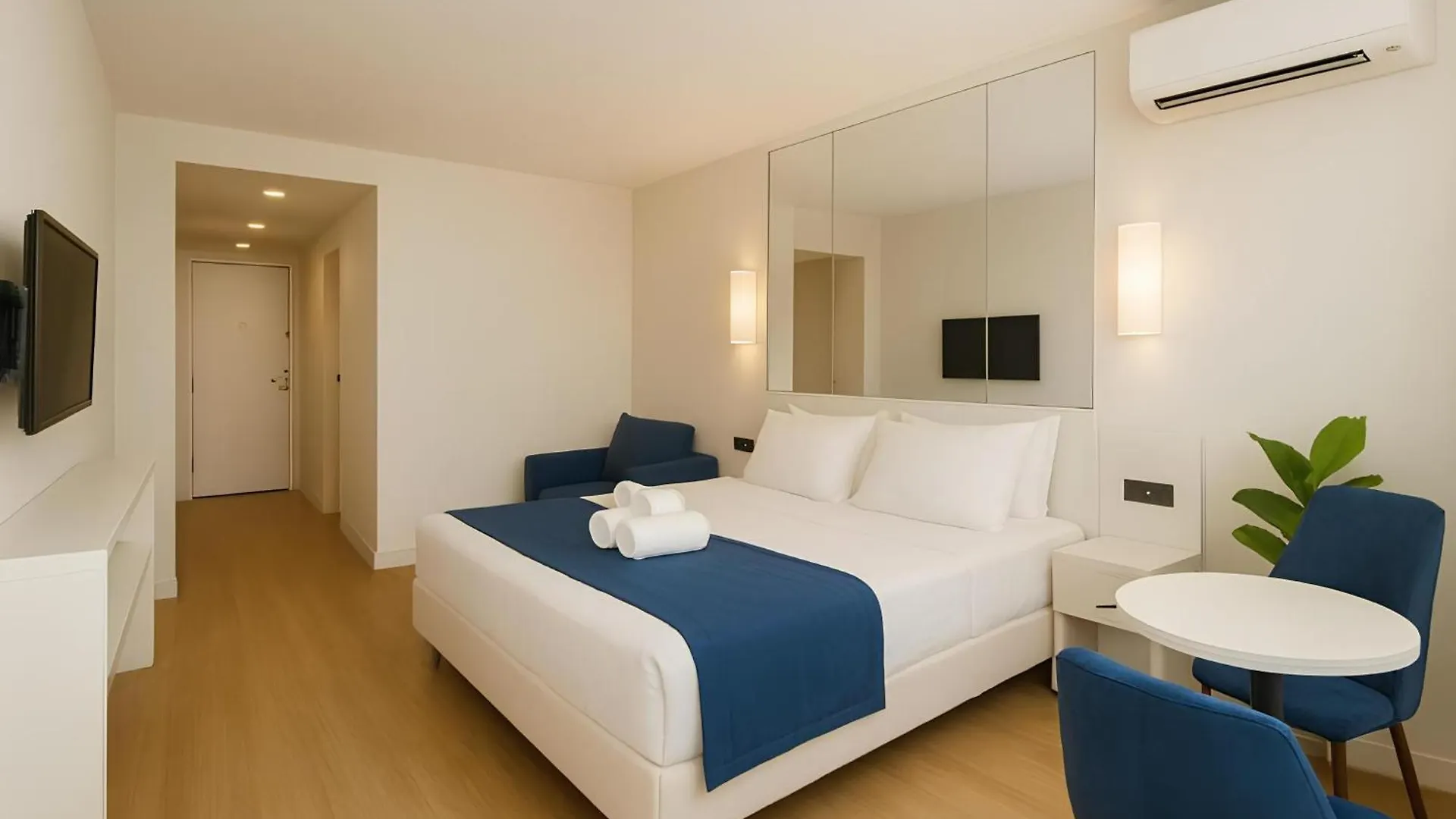 公寓 Panorama Center Suite Black Sea View 巴统 格鲁吉亚